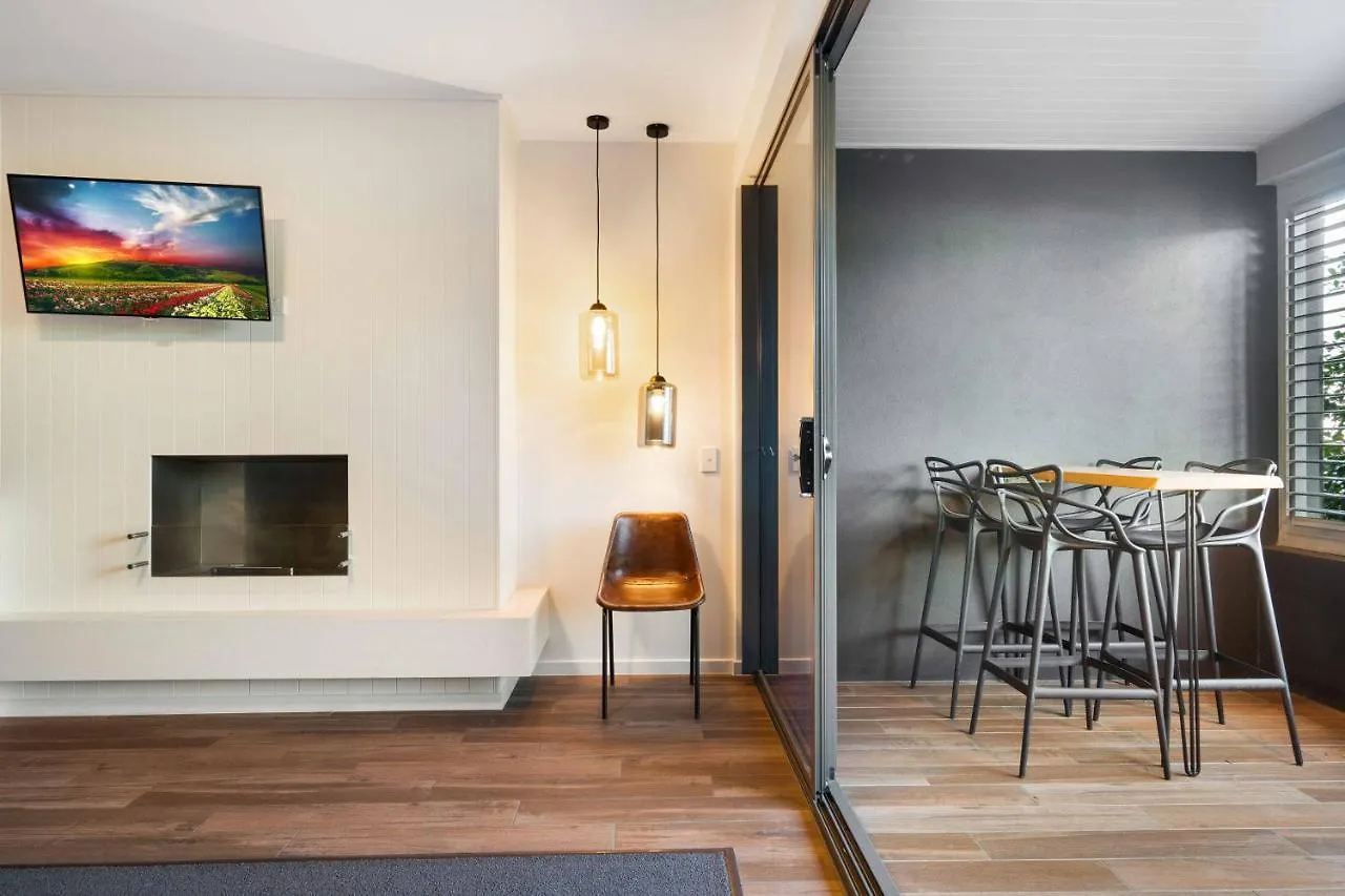 Luxury Spa Retreat With Ocean And Hinterland Views Montville